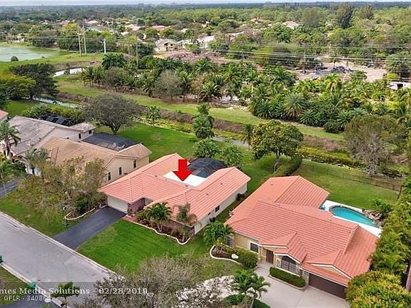 3rd image of 5326 NW 66th Ave