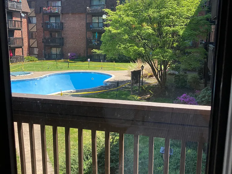 1274 E Main St #B21 — Photo 17