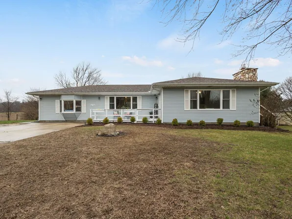 6198 N 900 E, New Carlisle, IN 46552