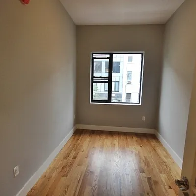 Rented by Nooklyn NYC LLC | media 7