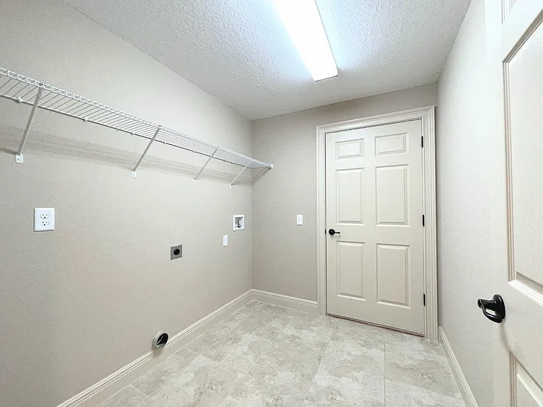 8225 SW 135 Street Rd — Photo 13