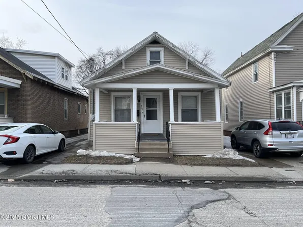 265 Altamont Avenue, Schenectady, NY 12304