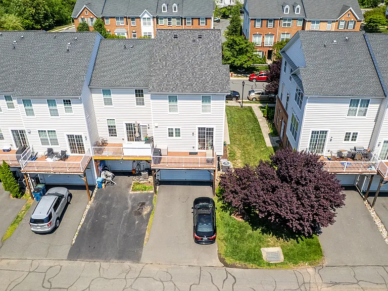 23149 Flora Mure Dr — Photo 24