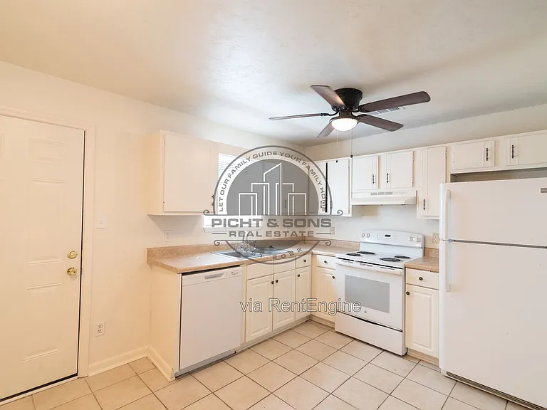 3721 Maria Cir — Photo 6
