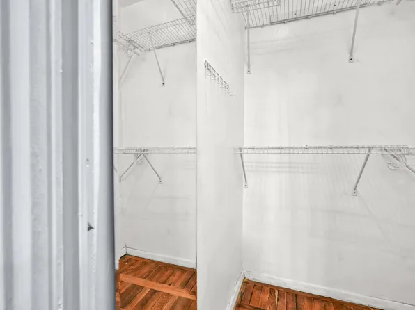 68-15 Selfridge Street image 13 of 24