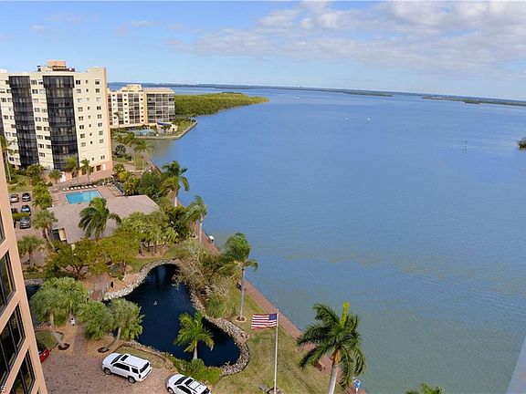 4th image of 4263 Bay Beach Ln APT 1011