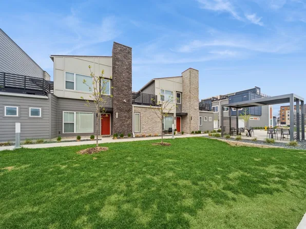 455 SW 12th St, Des Moines, IA 50309