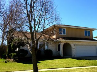 2 W Wend St, Lemont, IL 60439