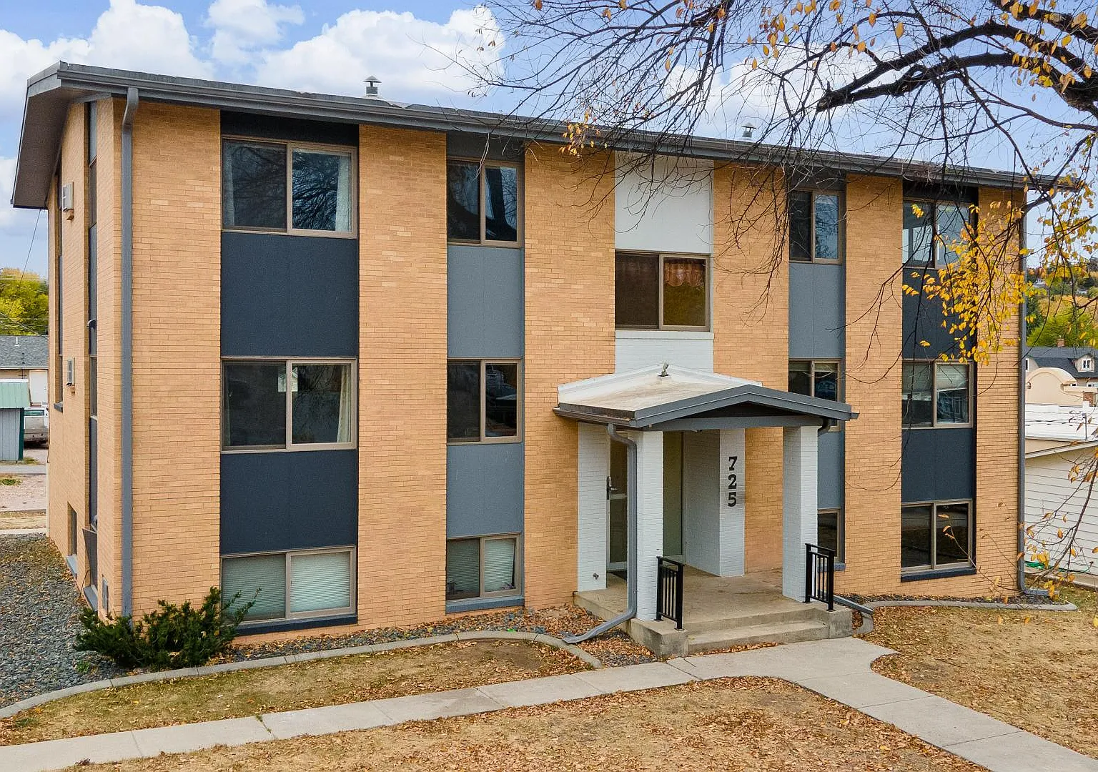 725 Fairview St - Unit 1 — Photo 4