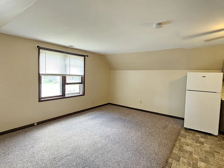 9 1/2 N Randolph St #9UP — Photo 5