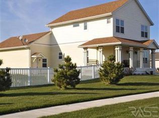 513 N Pasque Flower Trl, Brandon, SD 57005