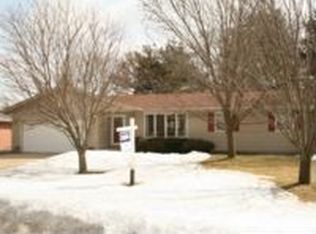 3520 Royal Rd, Janesville, WI 53546