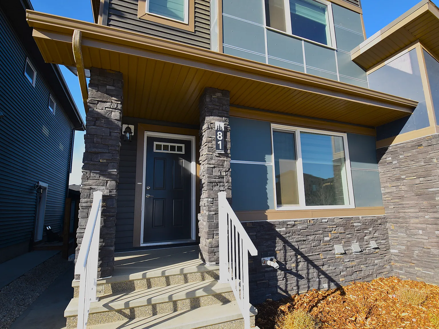 SF175 - 3 Bed 2.5 Bath Upper Duplex in Spruce Grove | 75 Fenwyck Blvd NW — Photo 2