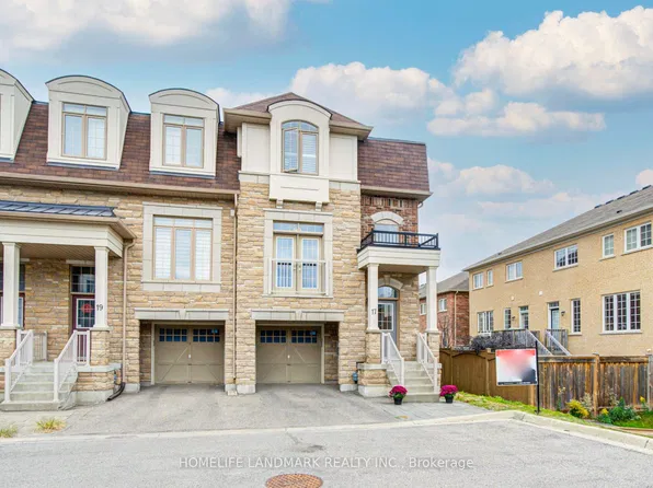 17 Etherington Way, Markham, ON L6C 0X4