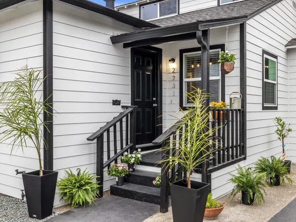 2231 Warner Ave, Oakland, CA 94603