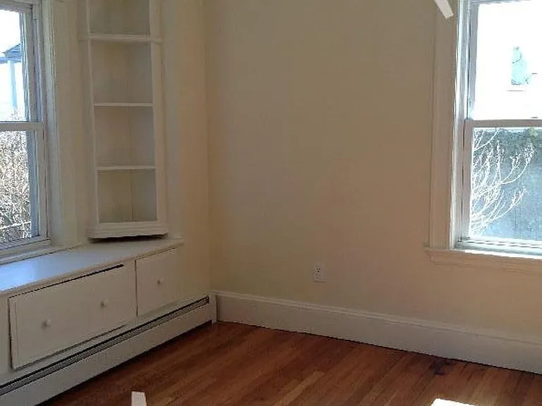 75 Gardena St #1 — Photo 8