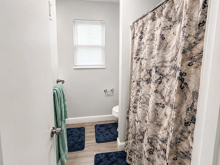 1106 NW 70th Ct — Photo 13