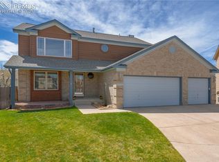 8805 Grovenor Ct, Colorado Springs, CO 80920