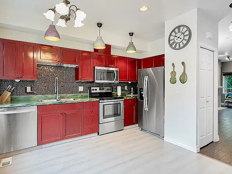 2 bed, 1086 sqft, $2,500 — Photo 4