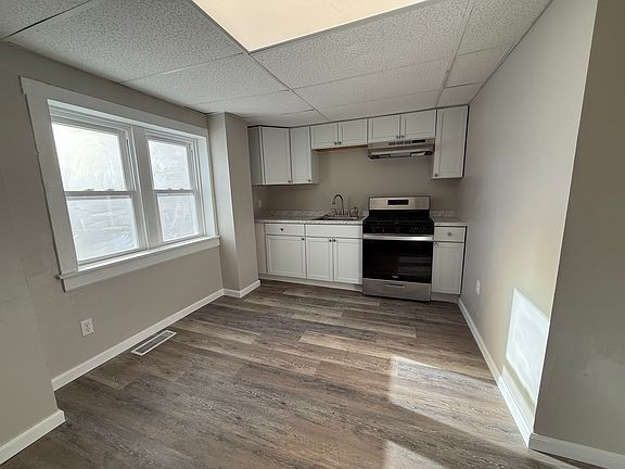 2nd image of 39 Buckingham St Unit 43