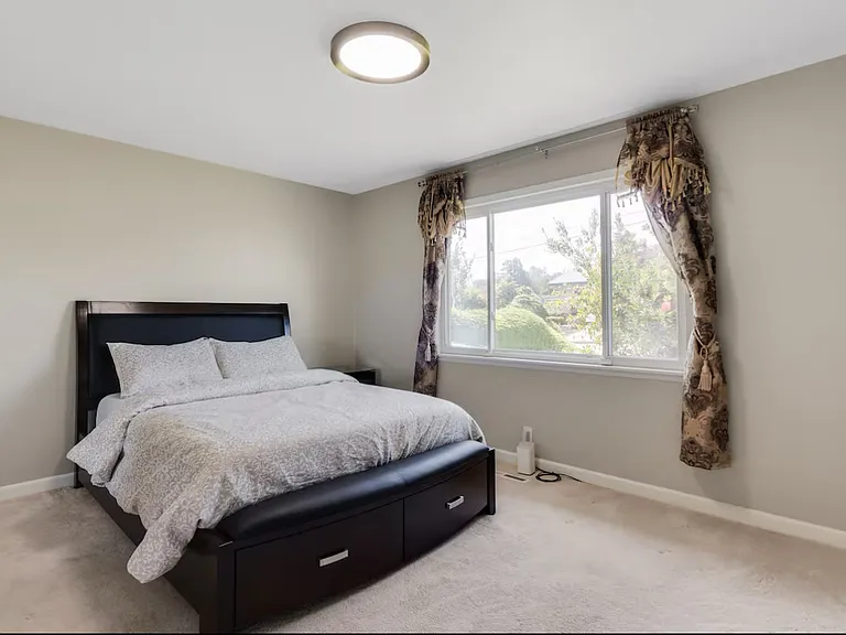 10420 Greenview Dr — Photo 20