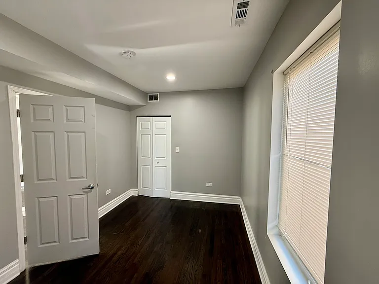 2118 S 59th Ave #2 — Photo 10