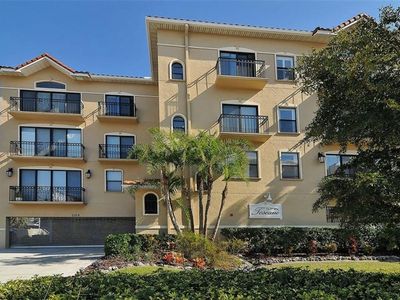 205 Golden Gate Point APT 301, Sarasota, FL, 34236