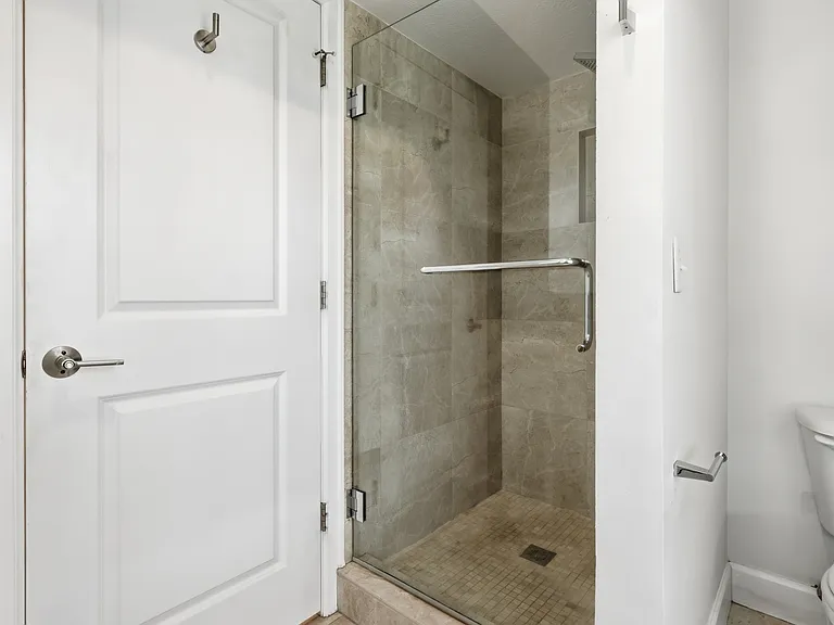 221 S Garfield St #211 — Photo 17