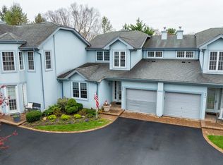 593 Bardini Dr, Melville, NY 11747