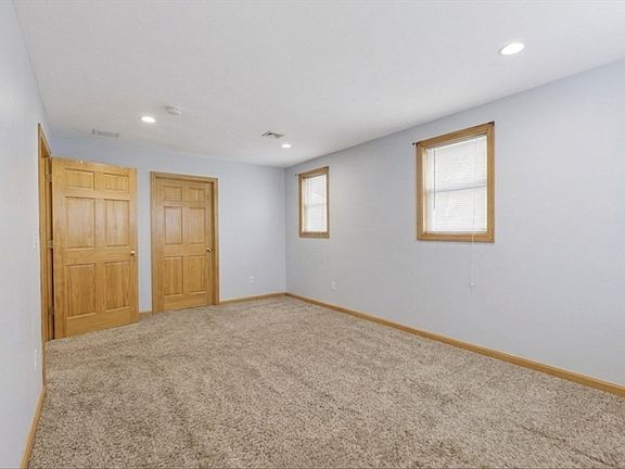 5th image of 91 Gerald Ave