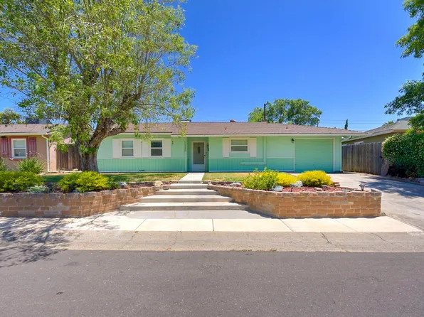 1320 Gladstone Dr, Sacramento, CA 95864