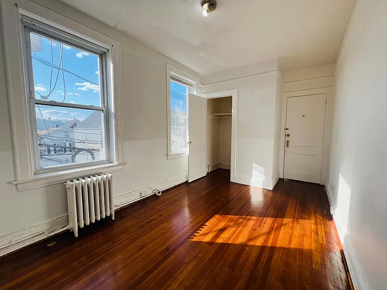6012 Polk St #2 — Photo 4