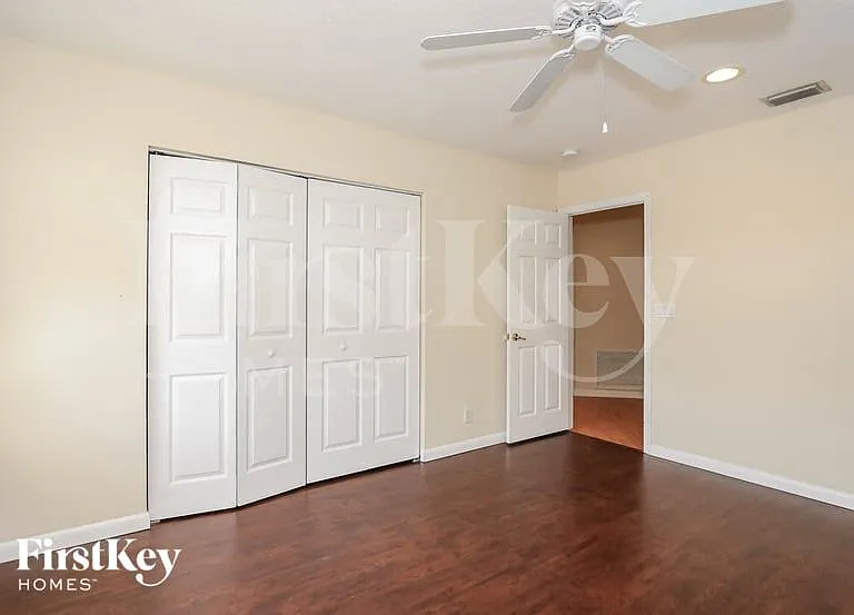 16337 SW 15th St — Photo 13