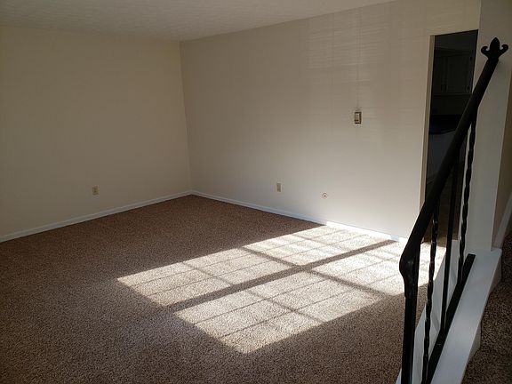 2nd image of 378 E North St