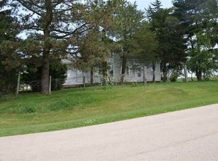 9580 Orth Rd, Garden Prairie, IL 61038