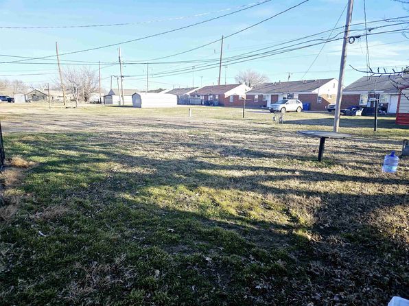 1305 Ritchie Ave, Enid, OK 73703