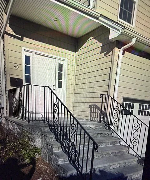 40 Corinthian Ave — Photo 3