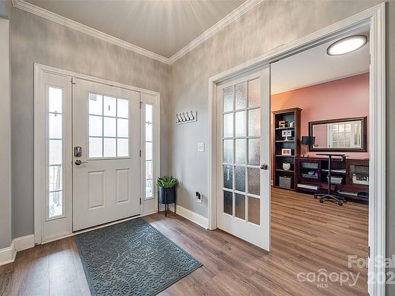 3rd image of 17114 Belmont Stakes Ln
