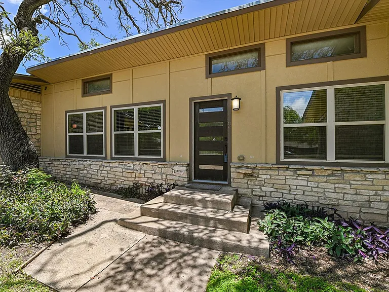 11800 Tedford St — Photo 26