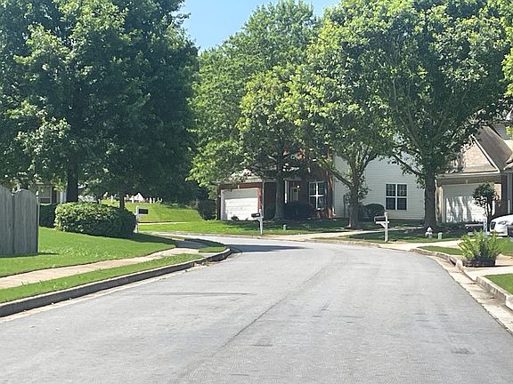 5th image of 748 Winbrook Dr