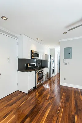 Rented by Centennial Properties NY | media 7