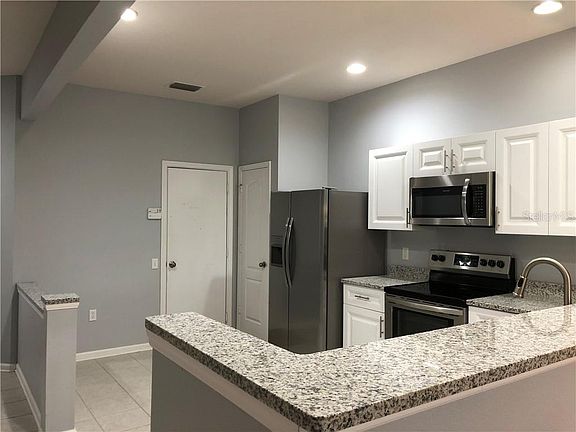 3rd image of 26552 Chimney Spire Ln