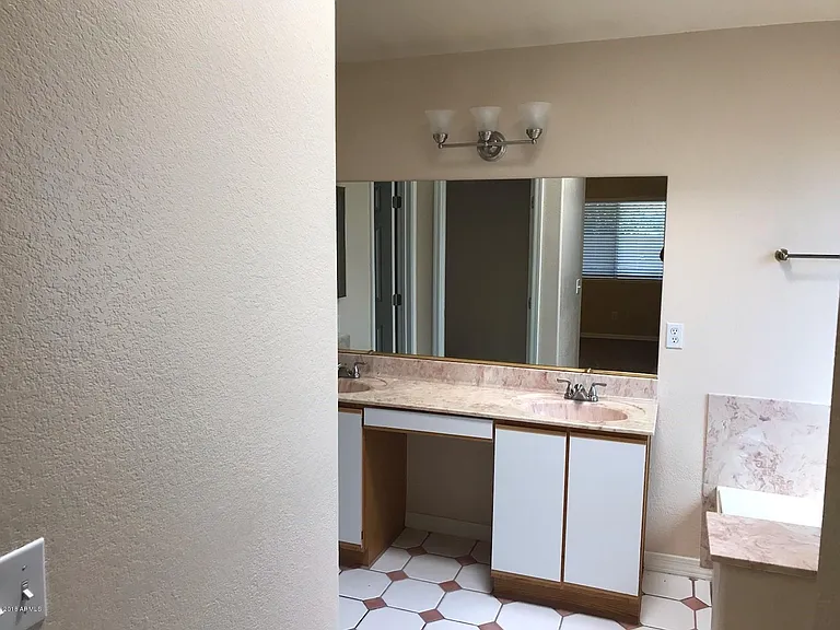 19003 N 12th Dr — Photo 14
