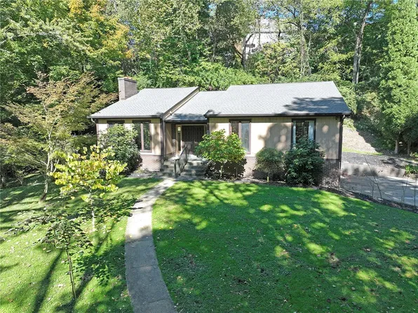 986 Segar Rd, Pittsburgh, PA 15243
