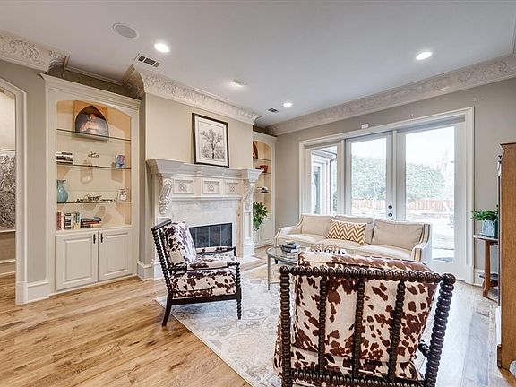2nd image of 505 Liberty Ct