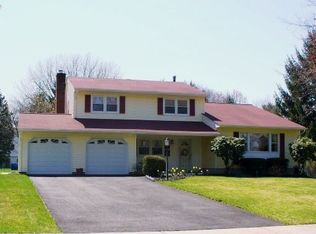 43 Ivy Ln W, East Windsor, NJ 08520