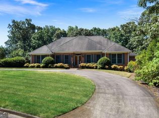 116 Maple Dr, Cartersville, GA 30120