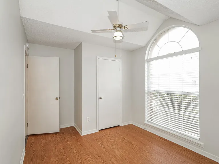 10148 Cedar Dune Dr — Photo 13
