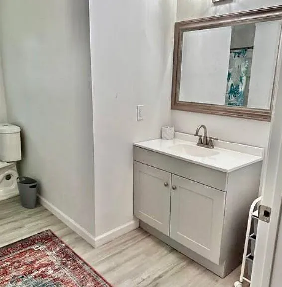 639 Feamster Dr — Photo 8