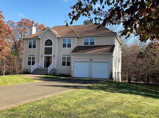 24 Emily Rd, Manalapan, NJ 07726